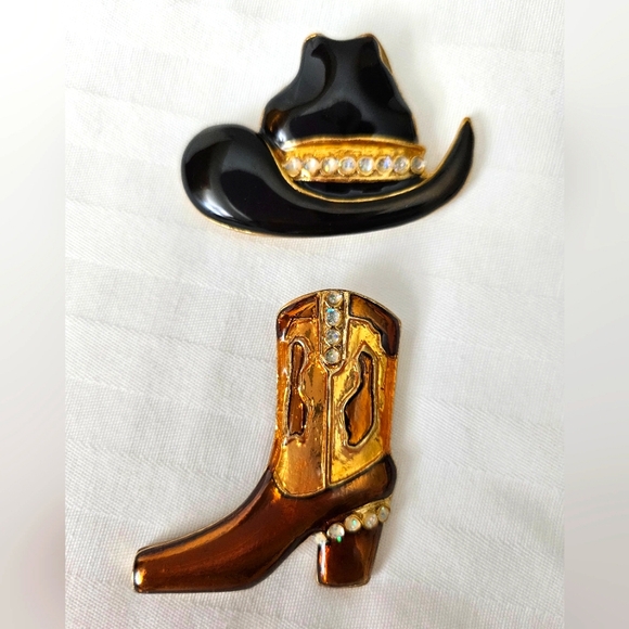 Boot & Hat Set Whymsical Western Cowboy/girl Brooches Pins Vintage 80s-90s Era - Picture 1 of 8
